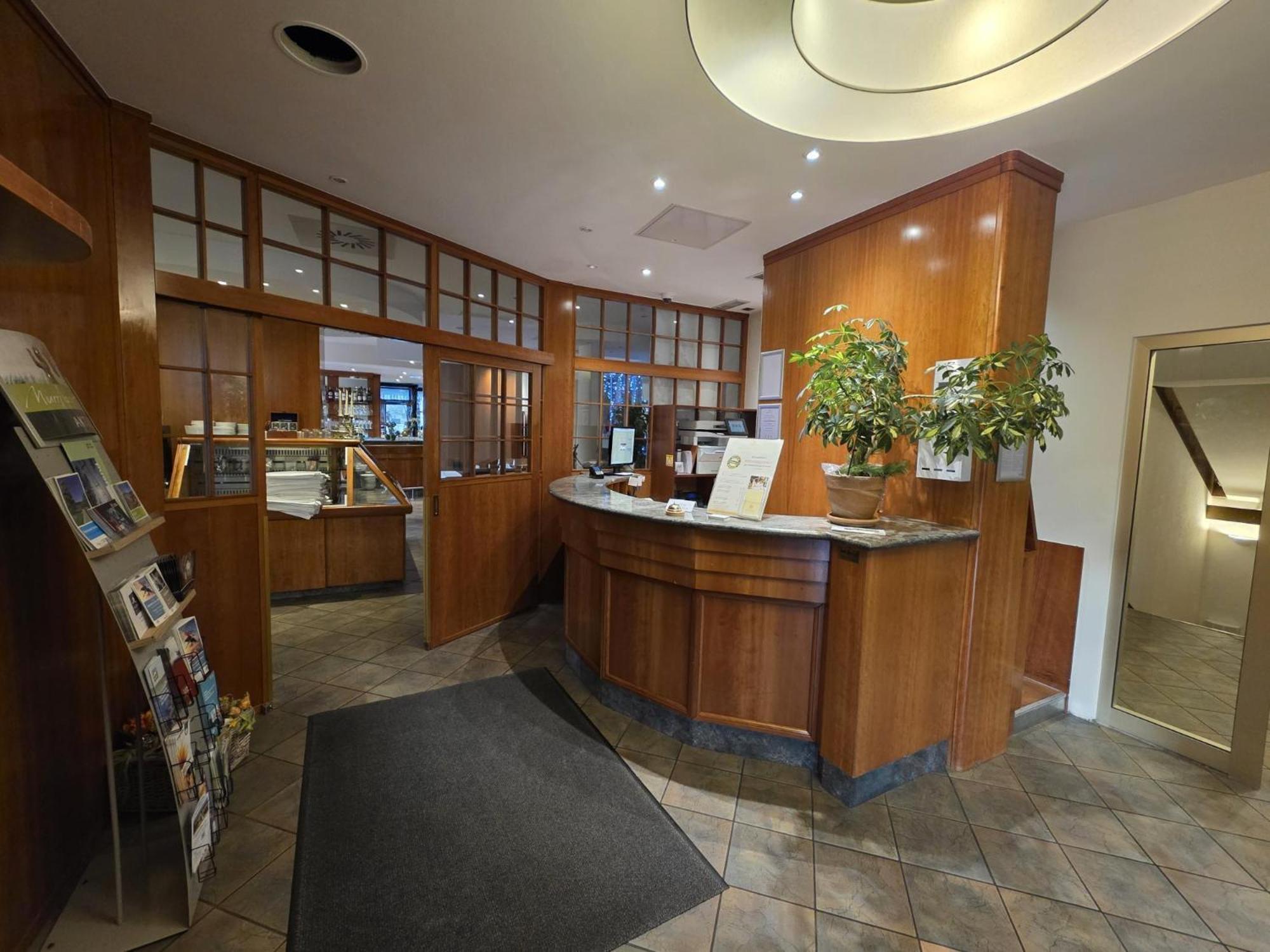 Murrhardt Hotel Restaurant Sonne-Post מראה חיצוני תמונה